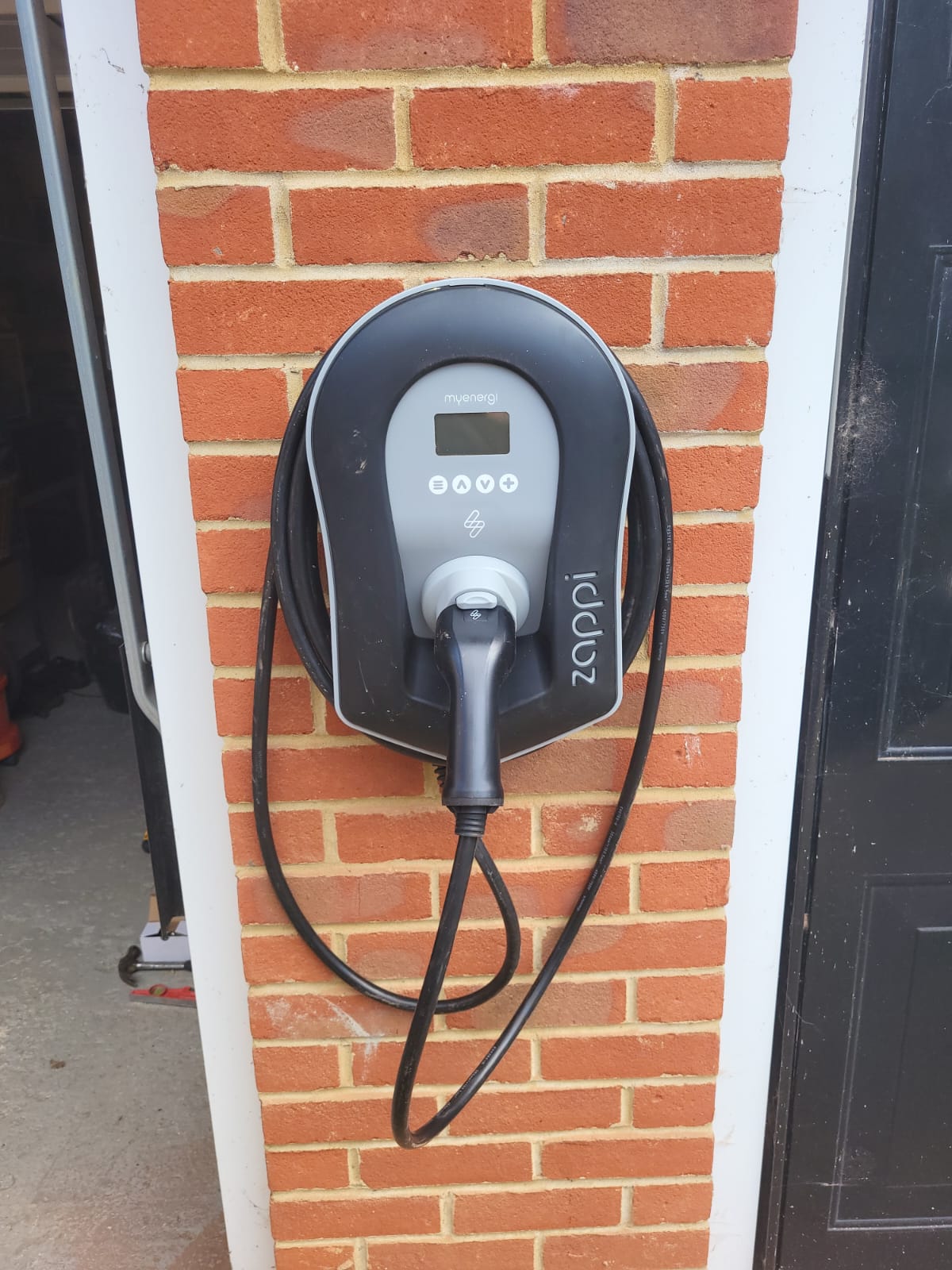 Solar PV, Tesla Powerwall & Zappi Car Charger Installed in Hook