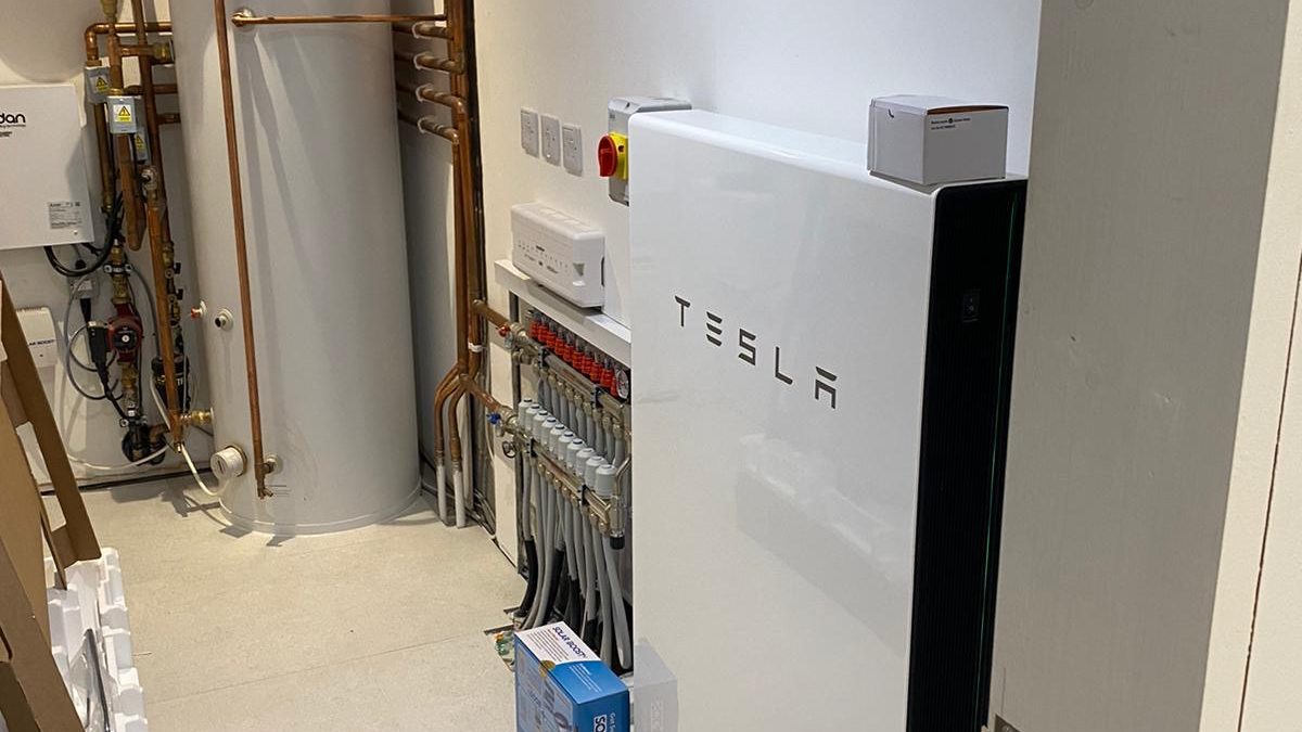 b5d1a4ee-3f7c-40b2-99ca-5c00e4a3f48e