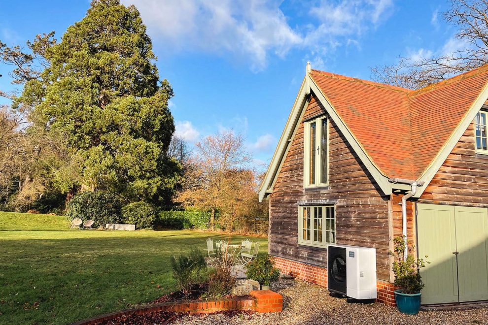 mitsubishi-ecodan-heat-pump-residential-2-aes-2025